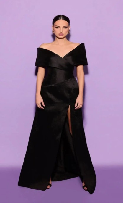 Изумрудное и чёрное платье