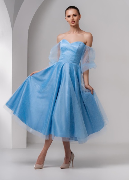 Вечернее фатиновое платье миди 