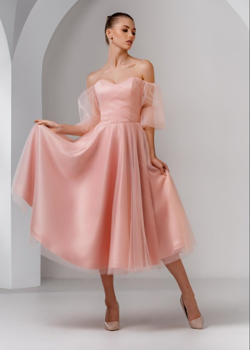 Вечернее  фатиновое миди платье 