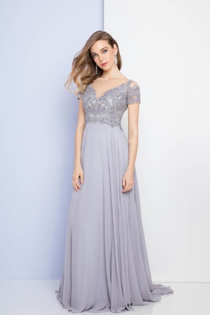 Серебряное вечернее платье
