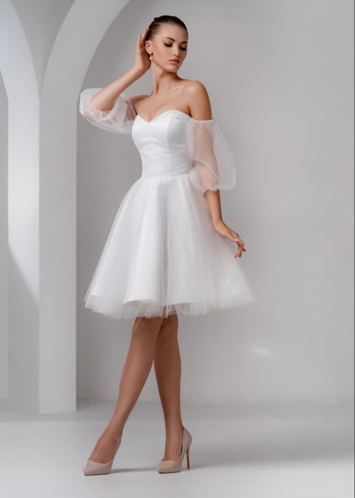 Вечернее  фатиновое платье мини 