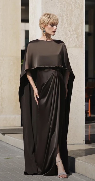 Платье макси с накидкой