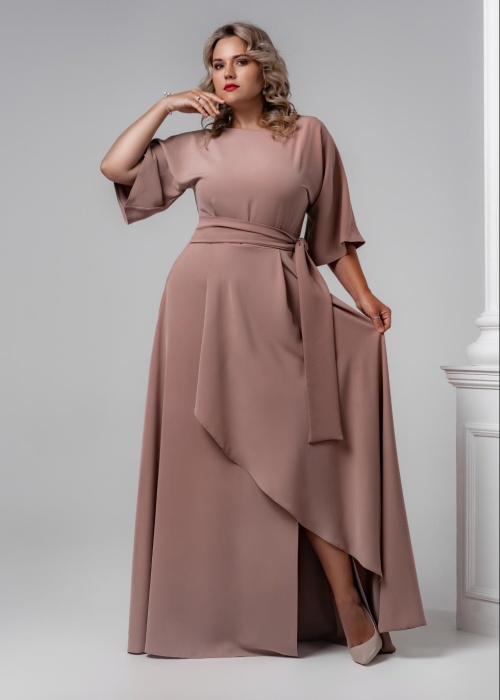 Вечернее платье с рукавами три четверти