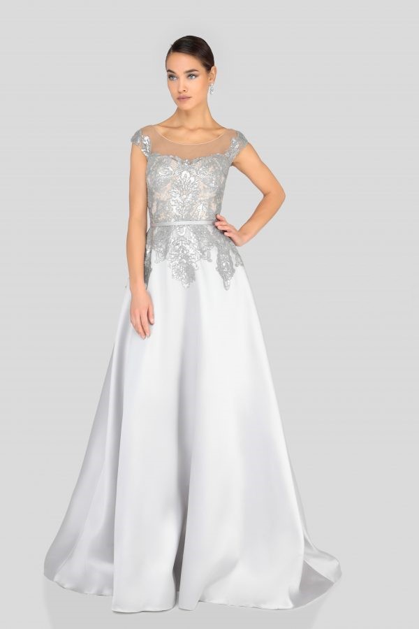 Атласное серебряное платье