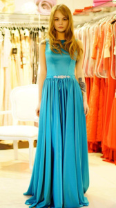 Голубое и бордовое платье