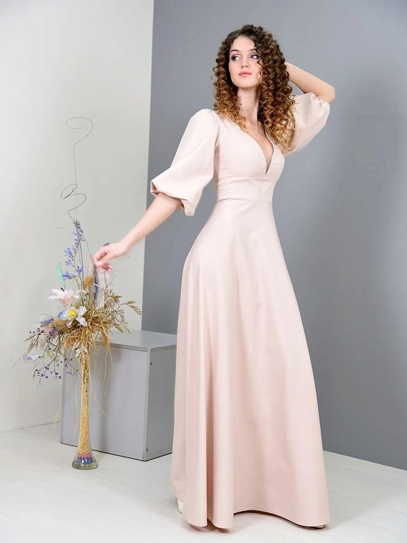 Вечернее платье макси с рукавом фонарик