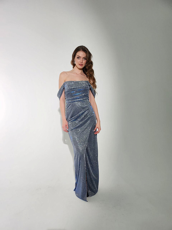 Блестящее макси по фигуре