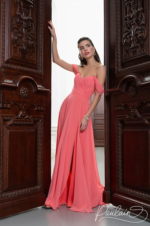 Макси в греческом стиле