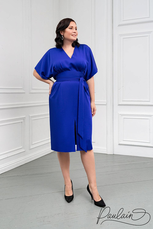 Синее миди с поясом