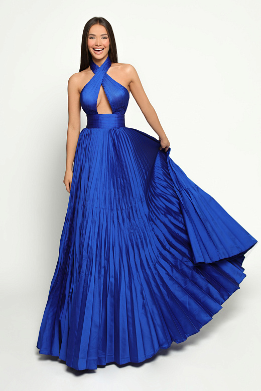Синее платье с плиссированной юбкой