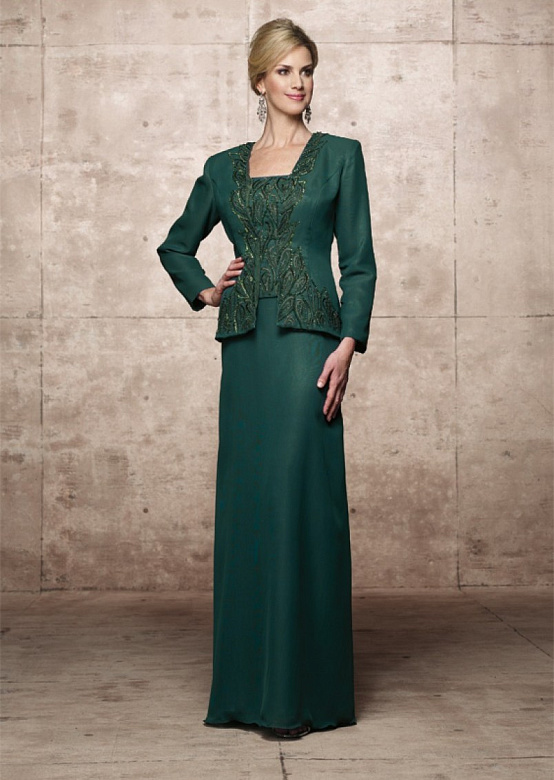 Зелёное платье с пиджаком