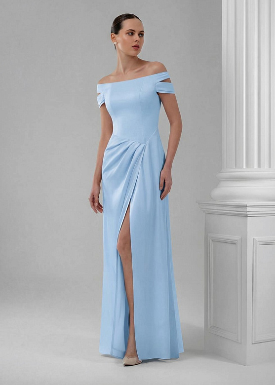 Вечернее платье лавандовое атласное с бретельками и разрезом