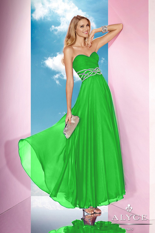 Зелёное шифоновое платье