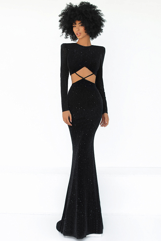 Чёрное платье с длинным рукавом и блёстками