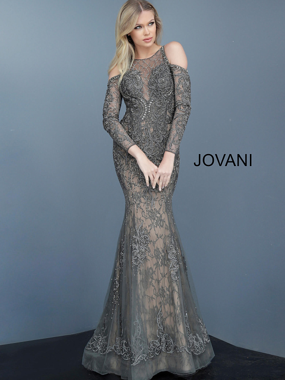 Серое платье с рукавом и стразами