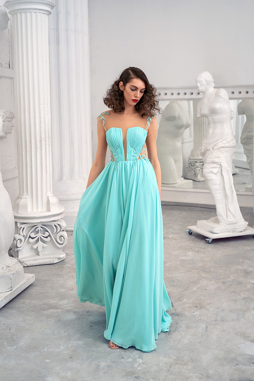 Синее платье из шифона