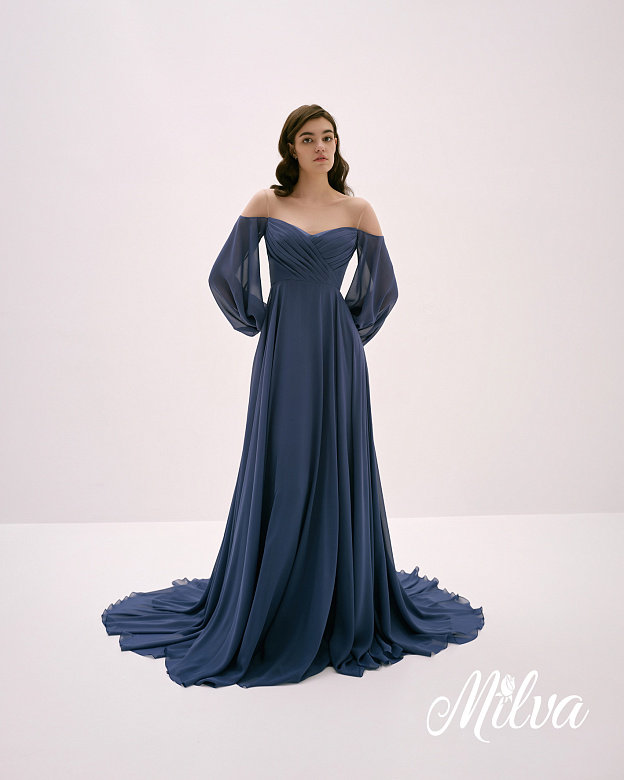 Лавандовое платье с рукавом